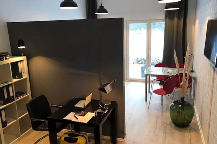 Kaiserhof Ferienwohnungen Westerwald - Boardingshouse Büroarbeitsplatz